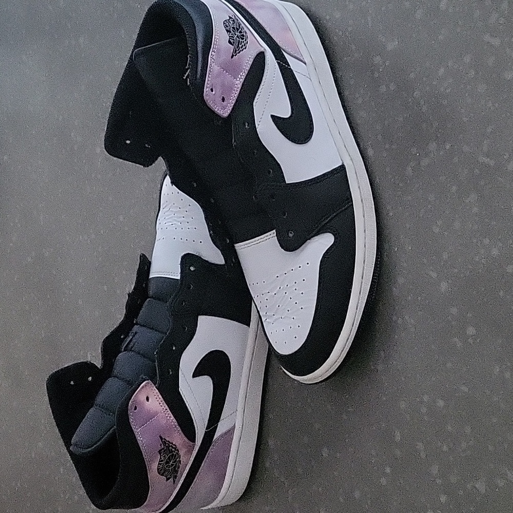 Jordan 1s